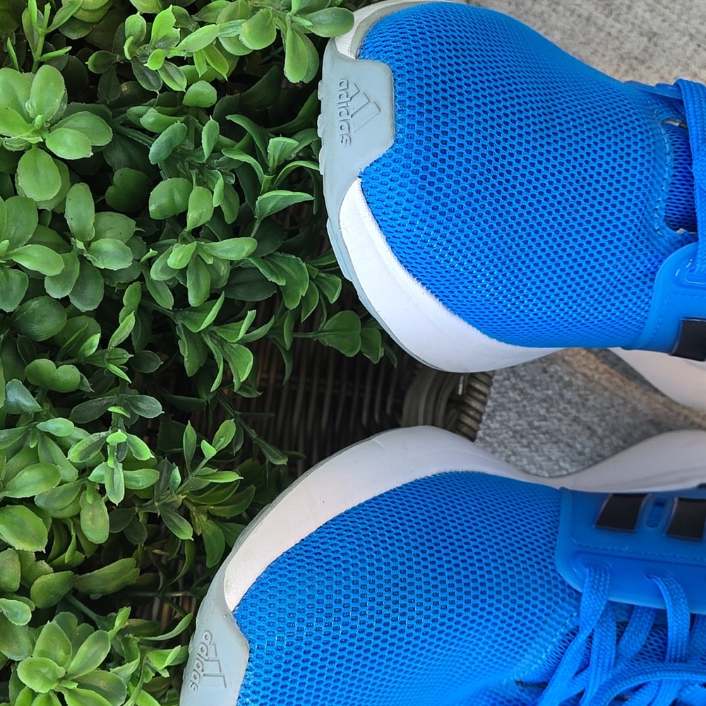 Adidas Bright Blue Athletic Shoes Men's Or Women's - Picture 6 of 11